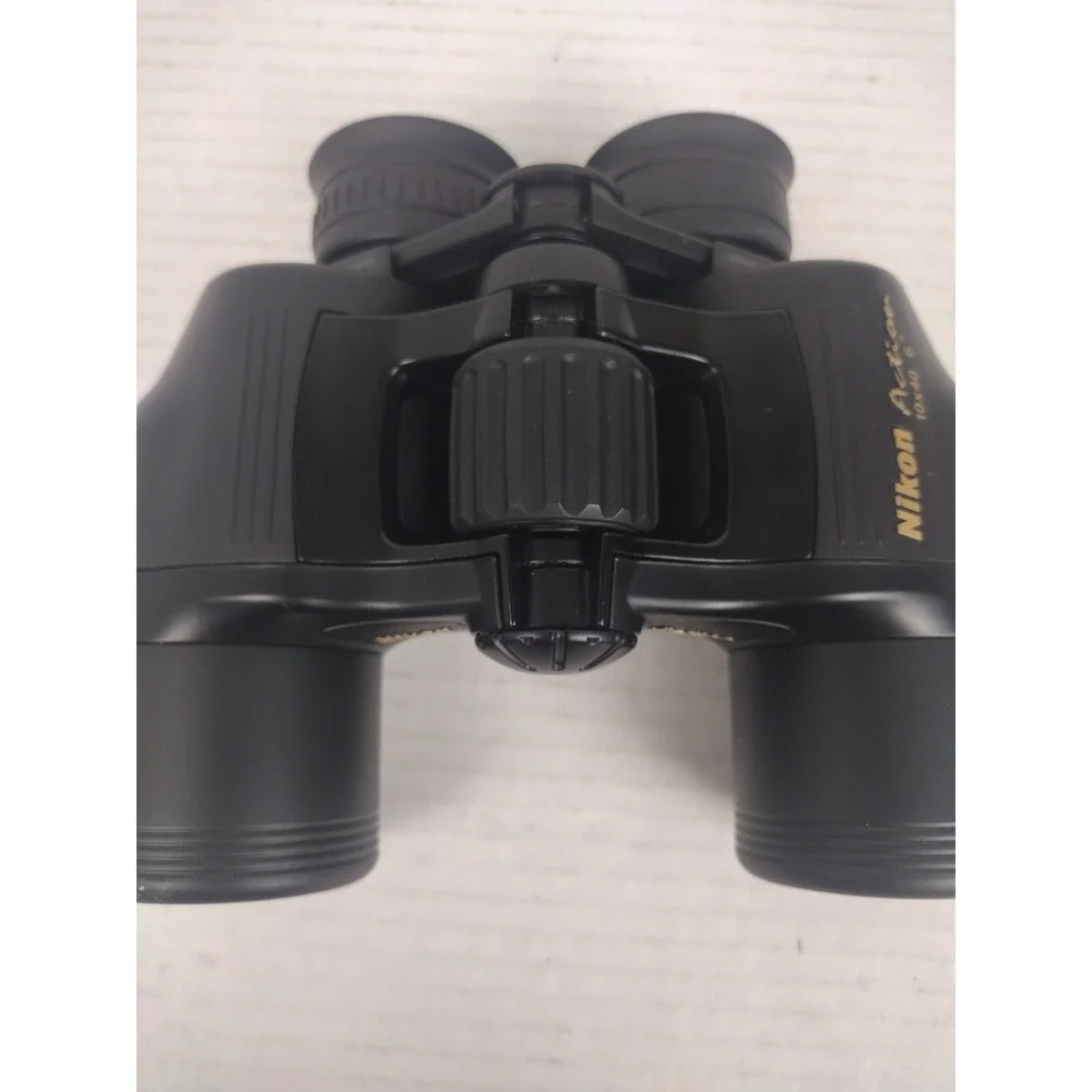 Nikon Action Binoculars 10x40 6-Degree  No Caps or case